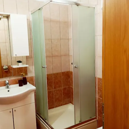 Apartmani Joja Biograd Na Moru Exteriör bild