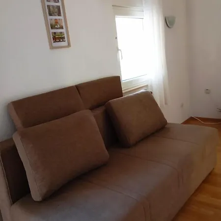 Apartmani Joja Biograd Na Moru Exteriör bild