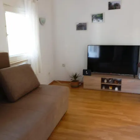 Apartmani Joja Biograd Na Moru Exteriör bild