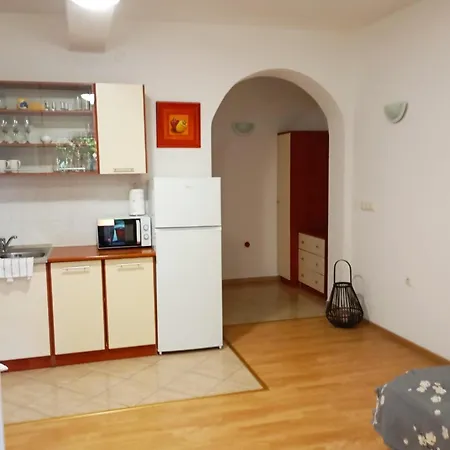 Apartmani Joja Biograd Na Moru Exteriör bild