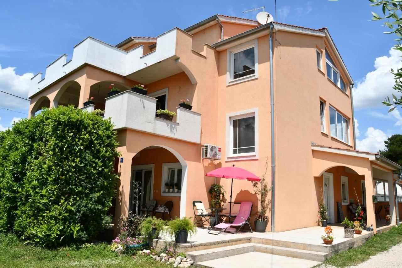 Apartment Joja Biograd Na Moru